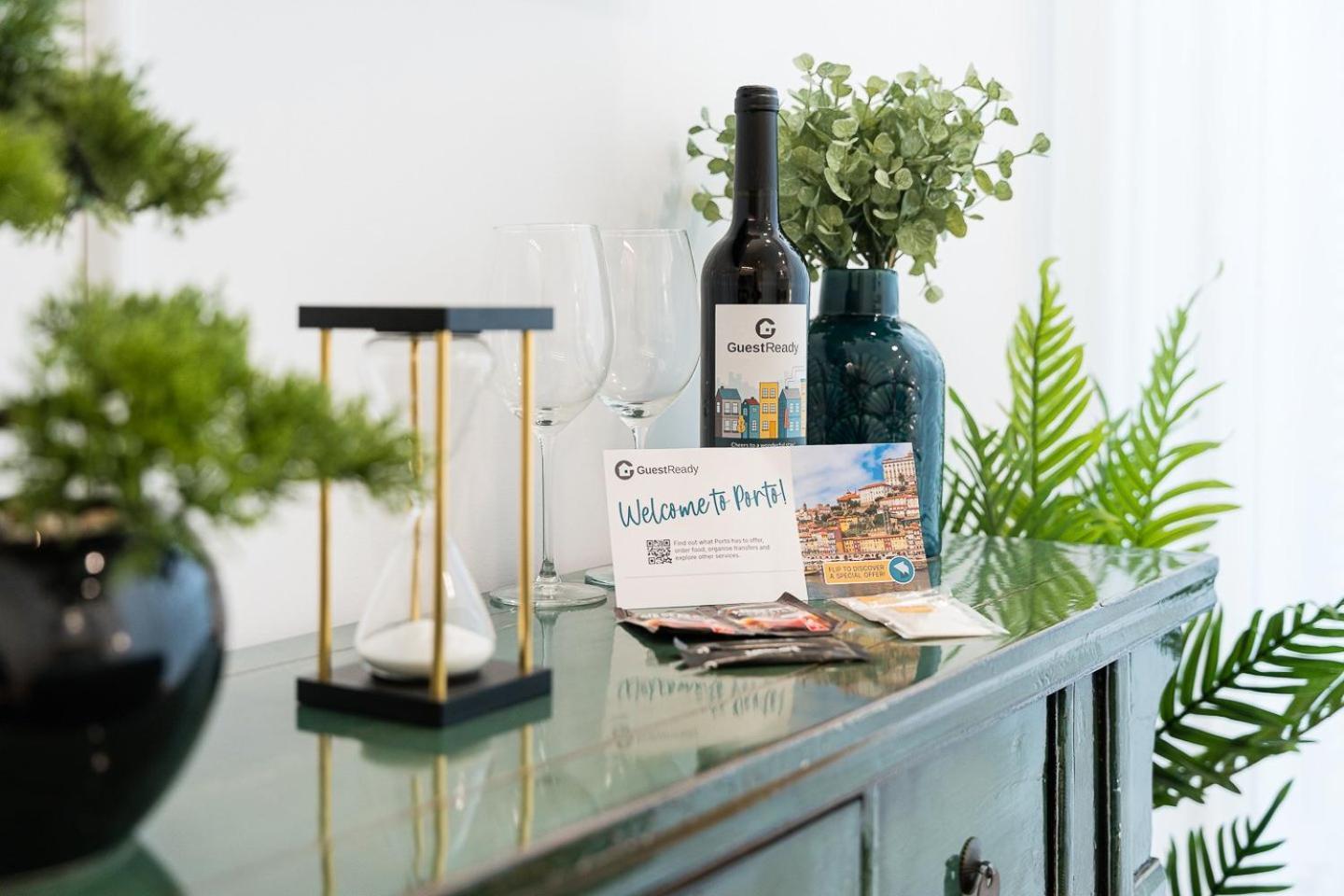 Guestready - Contemporary Studio In Porto Exteriér fotografie