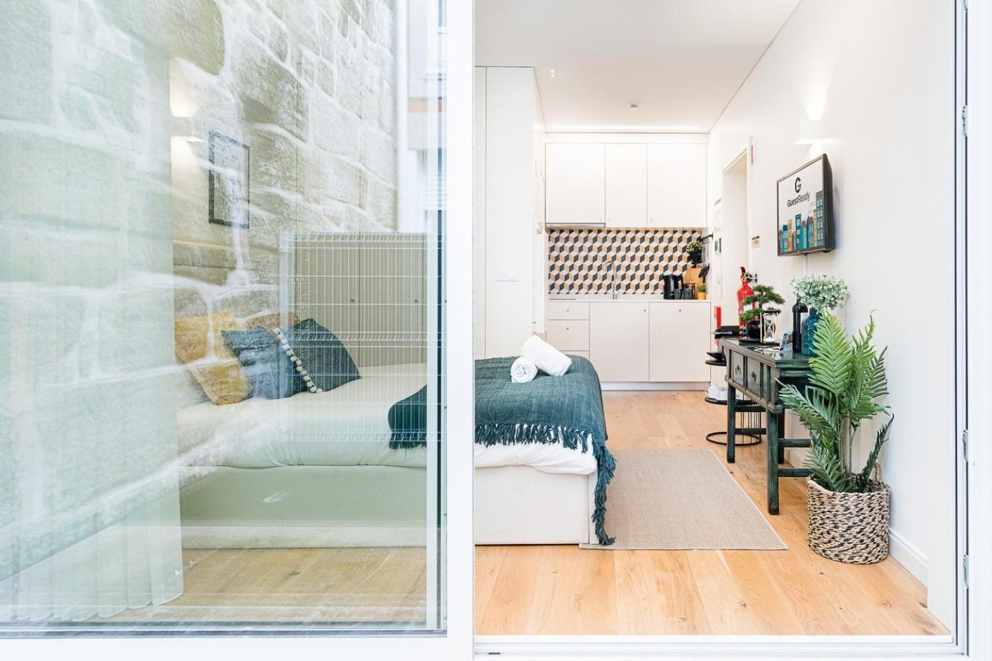 Guestready - Contemporary Studio In Porto Exteriér fotografie